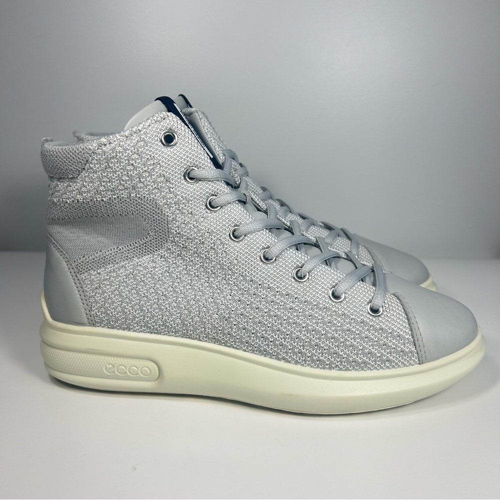 ECCO Soft 3 Leather High Top Sneaker Shoes Concrete Grey Women’s Sz 8 / 8.5 (39)